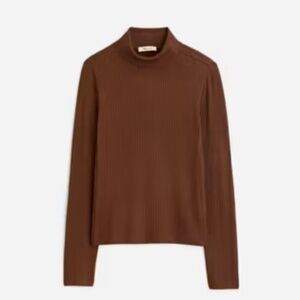 Ribbed Turtleneck Long-Sleeve Tee